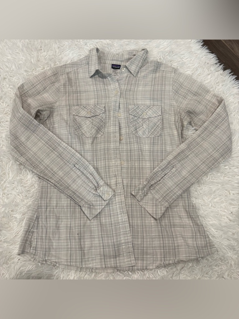 Patagonia Women's Light Gray Plaid Button-Down Shirt